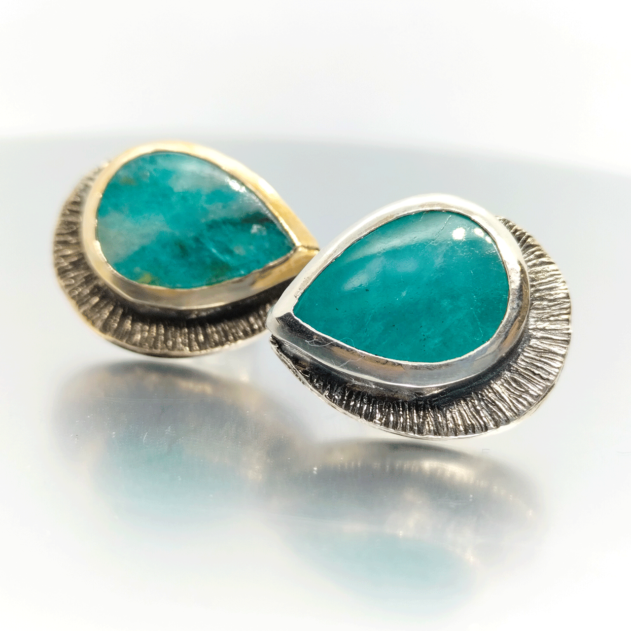 stud earrings from the 'Maja' collection with amazonite - Image 2