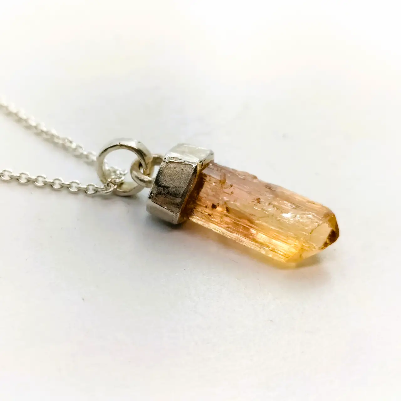 Imperial topaz pendant - Image 6